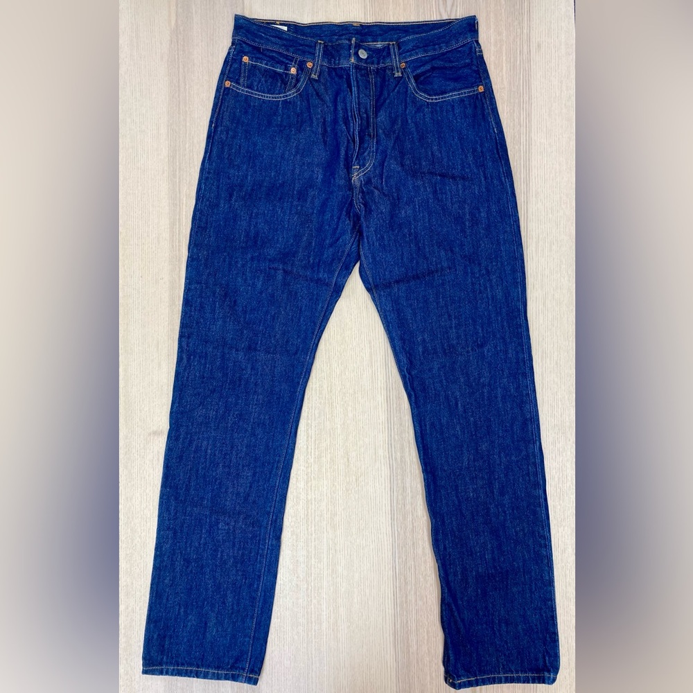Levi’s Premium Women’s 501 31Wx32L Button Fly Jeans